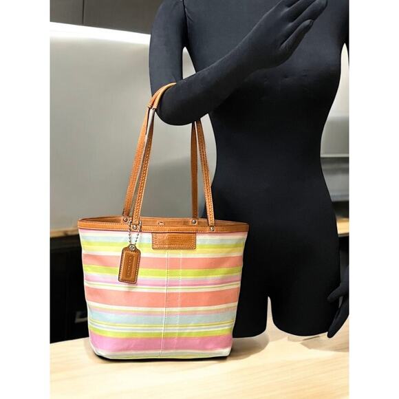 Y2K Coach F13552 Hamptons Twill Stripe Tote Bag & Graffiti Script Large Wristlet - Picture 9 of 16